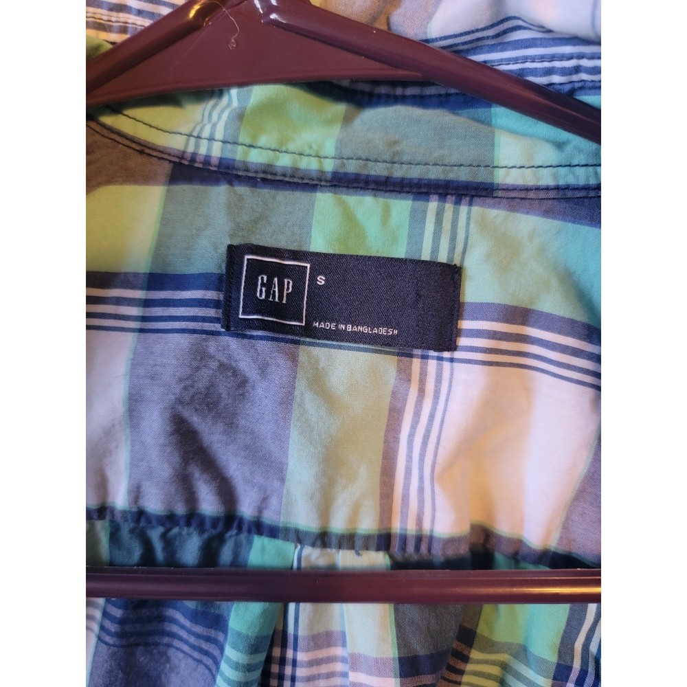 Gap Buttons Button Down Shirt - image 3